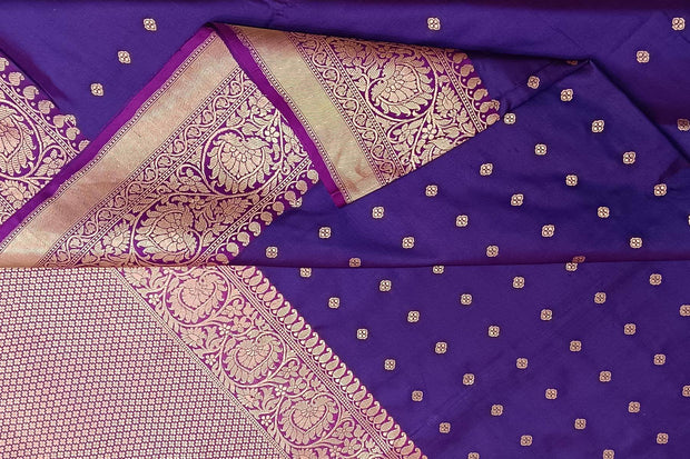 Handloom Banarasi katan pure silk saree in  violet with small motifs