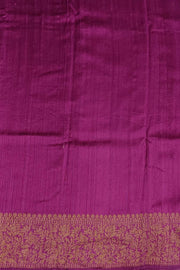 Handloom Banarasi katan pure silk saree in maroon in dupion finish with small motifs .