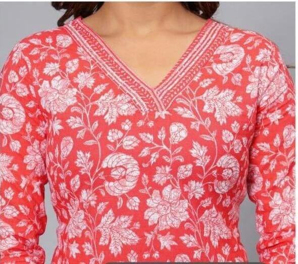 Cotton kurti  in straight cut in peach