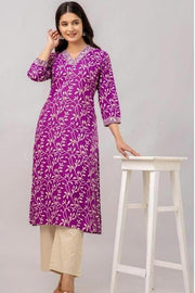 Cotton kurti  in straight cut in purple.