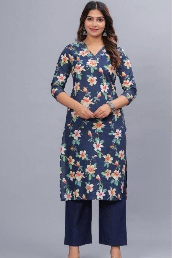 Cotton kurti  in straight cut in elephant grey.