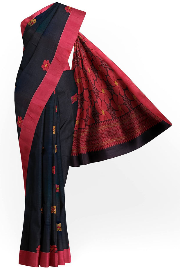 Handloom  cotton saree with  floral motifs in black with jamdani pallu