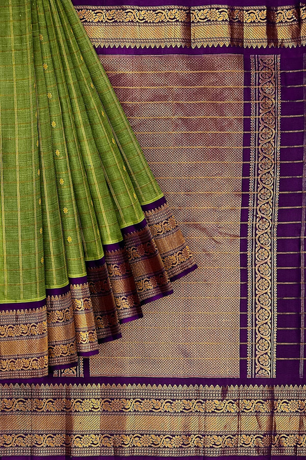 Handloom Gadwal SICO ( silk cotton) saree in mehndi  green