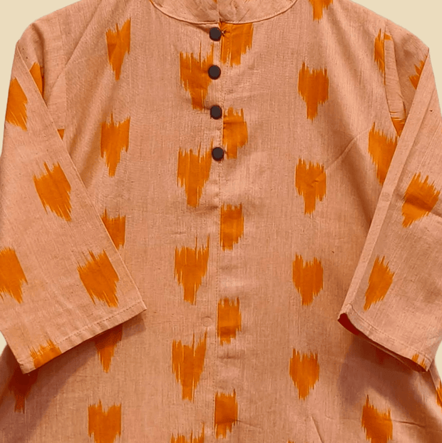 Ikat cotton kurti in collar neck type in peach