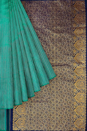 Kanchi borderless pure silk saree in teal green