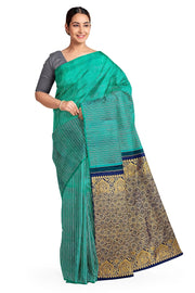 Kanchi borderless pure silk saree in teal green