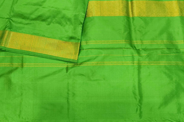 Kanchi pure silk saree in green  ( 9 yards)