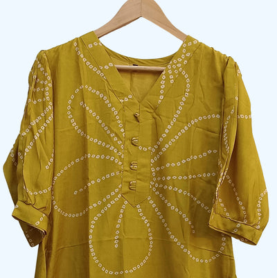 Muslin  kurti in straight cut in mustard green