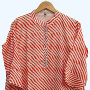 Muslin  kurta in straight cut in red & white in diagonal pattern