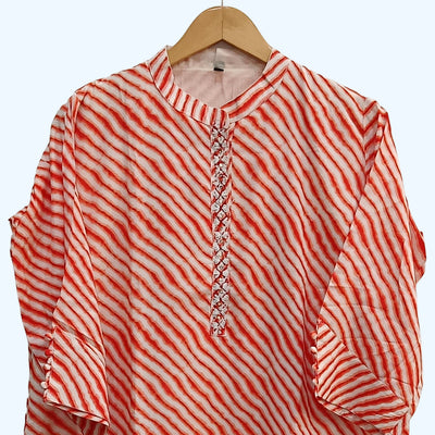 Muslin  kurti in straight cut in red & white in diagonal pattern